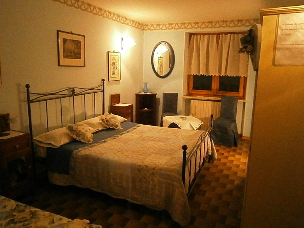 卡门比昂达尼住宿加早餐旅馆 佩斯坎蒂那 客房 照片